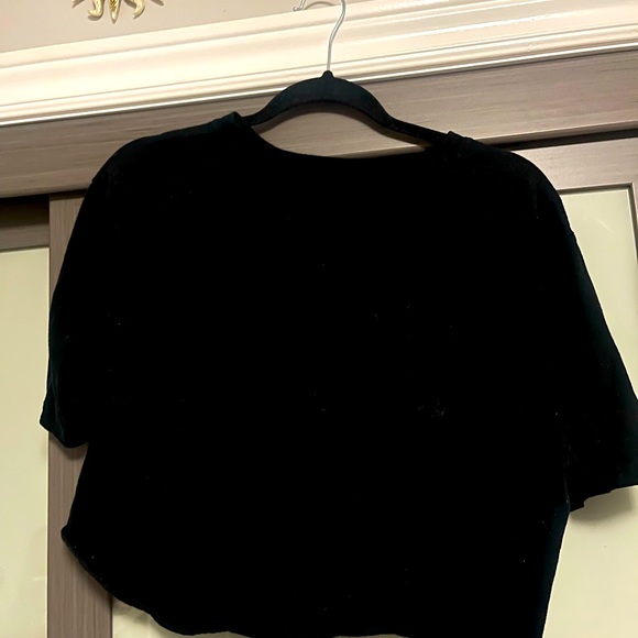 Crop top - Picture 4 of 4